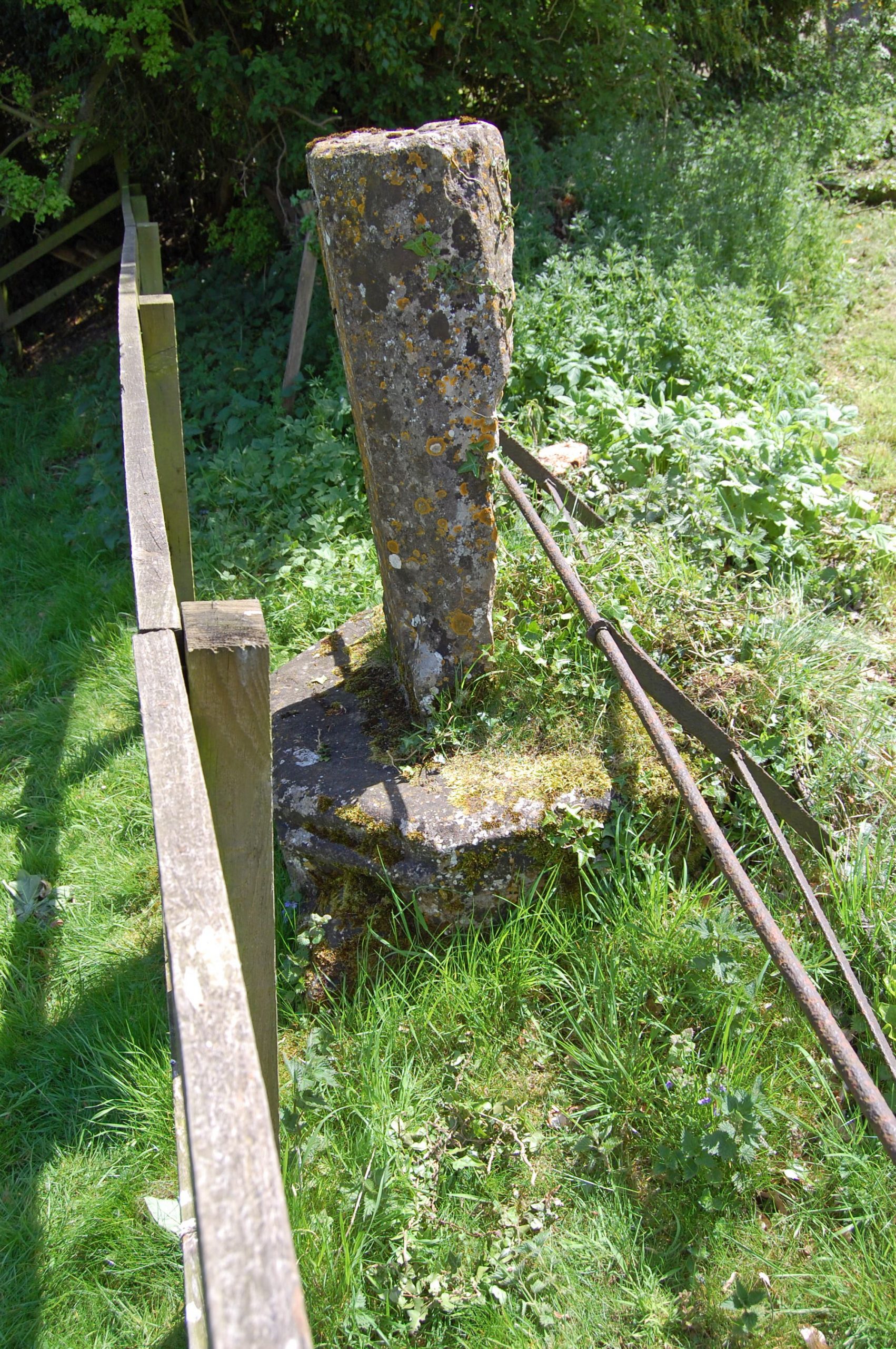 Stable Cross South Ormsby - Medieval Standing Crosses of Lincolnshire